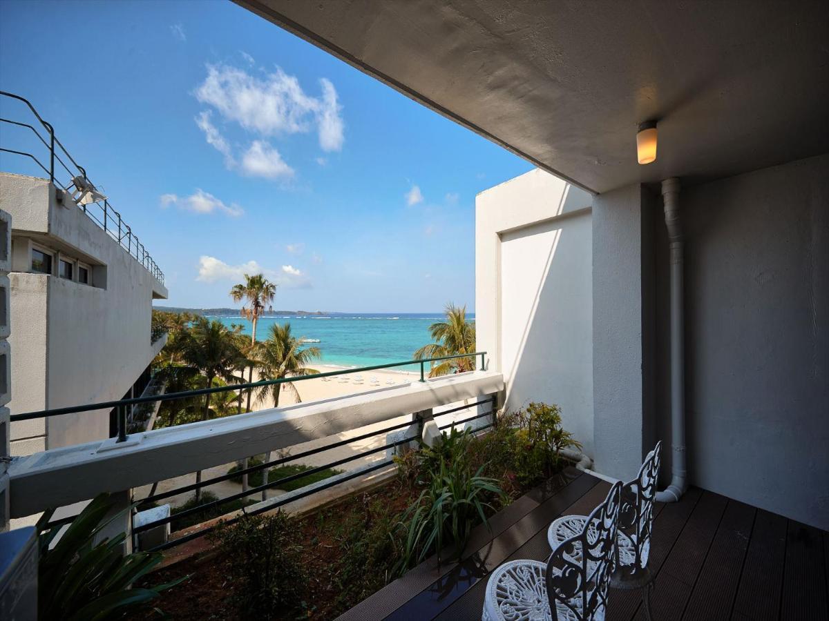 Palace In Moon Beach Onna Eksteriør bilde