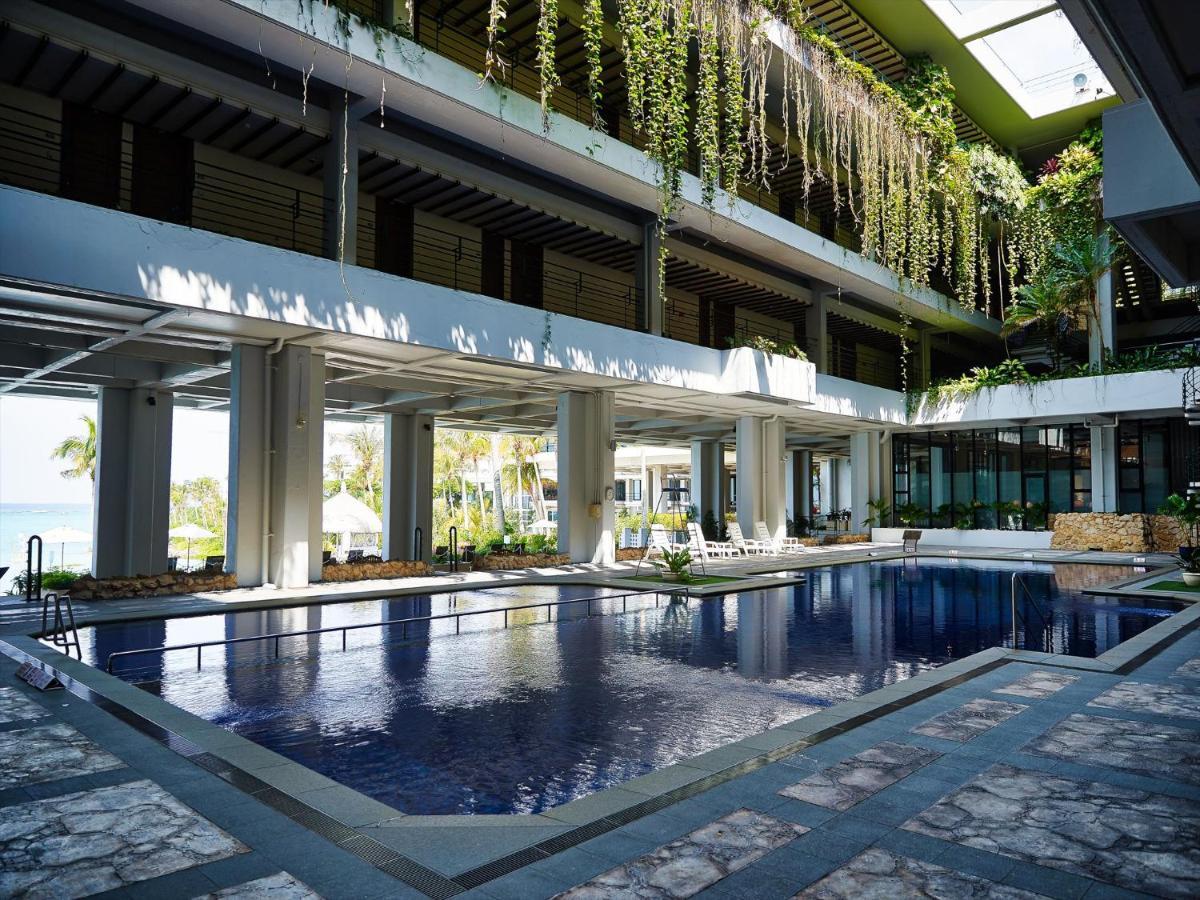 Palace In Moon Beach Onna Eksteriør bilde